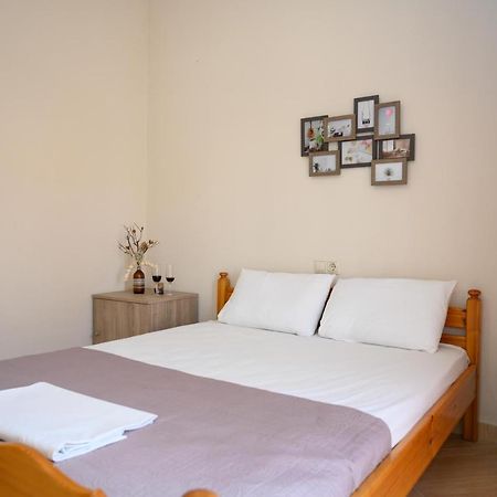Anastasios Room'S Olympiakí Aktí Exterior foto